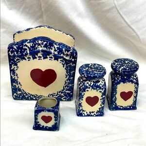 Vintage Heart Patterned Ceramic sponge wear (4) piece Kitchen Set